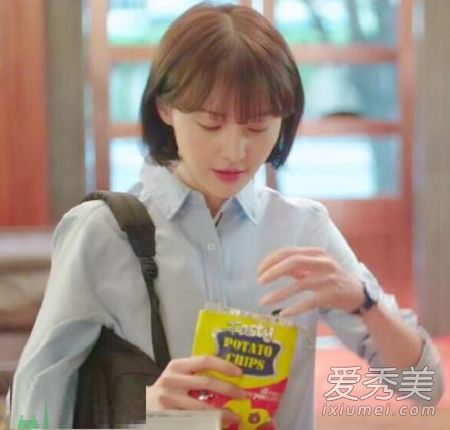 夏至期间哪个品牌的零钱包没有在漫长的夏天到达？它不是在漫长的夏天带着同样的硬币到达的