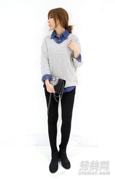 毛衣+衬衫+打底裤深秋复古美女