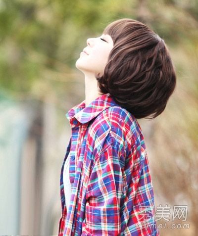 凉爽的夏天由短发10摇头清新动人