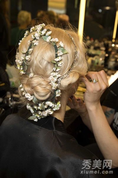 10种适合夏季婚姻的发型，不用担心高温