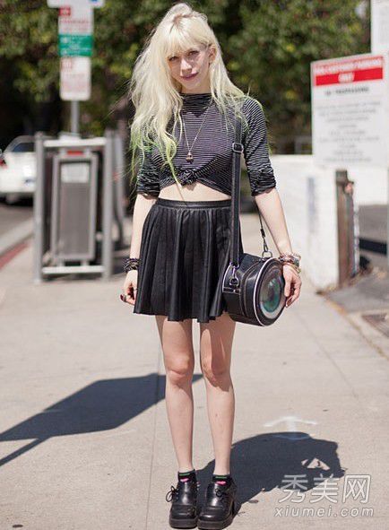 你喜欢在夏天染什么颜色?多彩的染色使发梢飞起