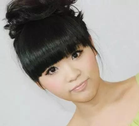 普通人在化妆前后会从30岁的家庭主妇变成少女