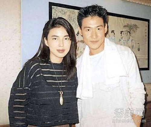 四天王背后的女人，天王的大嫂不化妆，拍了一个漂亮的PK