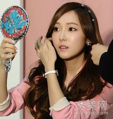 祝2014年好运。韩式烫发,卷发,桃花盛开