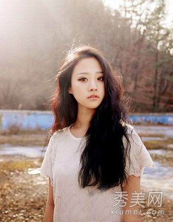 气质女孩最喜欢的9种甜美淑女发型