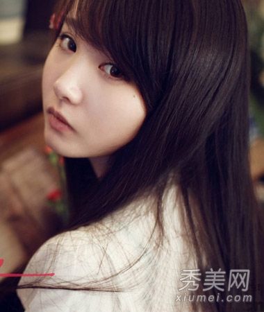2014流行女孩直发甜美可爱更显衰老