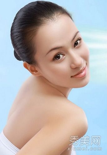 油性皮肤护理必须学会毛孔隐形的八个步骤