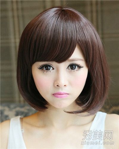 2014年女孩的发型被推荐为短发和甜美的短发,这是最受欢迎的。