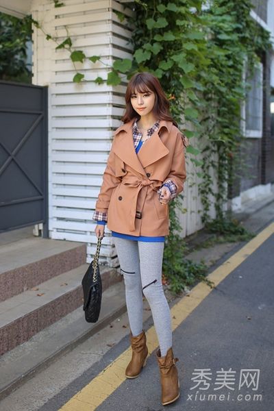 2013年秋季流行打底裤+护眼外套。