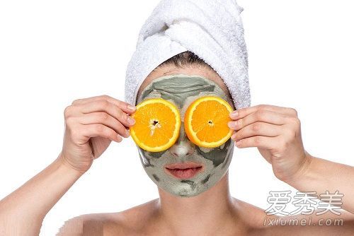 为什么你在使用面膜时不能微笑？面膜微笑会导致皱纹吗