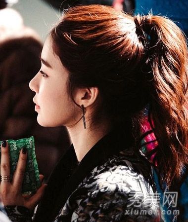 2014年早春,女孩们的法式长发甜美可爱。