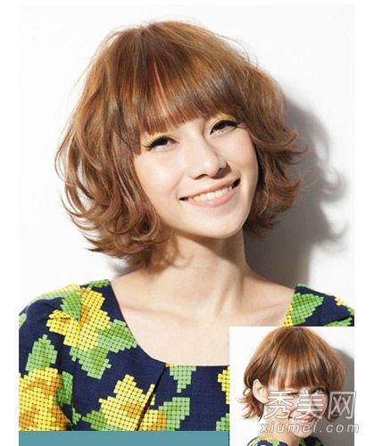 2014年,日本最流行的发型是卷发。16种发型既甜美又浪漫