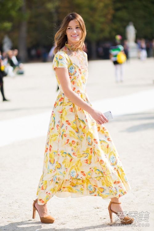 花裙子太漂亮了，让我们快点迎接夏天吧。