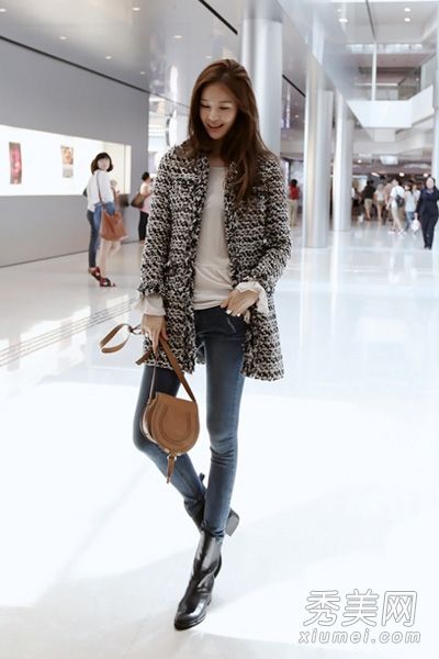 秋季短裙女孩秀高紧身裤+靴子+外套