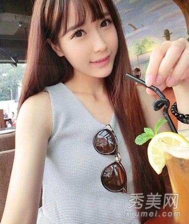 今年流行哪种发型，像女神一样甜美直发