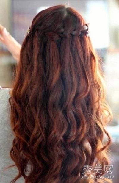 五一外向发型波西米亚风格