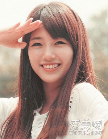 女孩的小清新的头发图片甜蜜和愉快的校园风