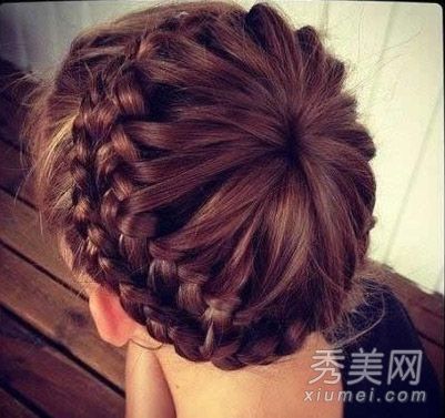 9高贵盘发清新，舒适优雅的气质