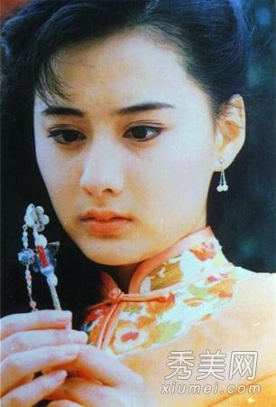 琼瑶女演员看起来像PK范冰冰到金明后到波义耳