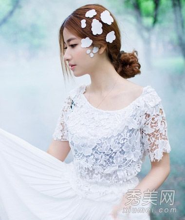 暖春浪漫长发扎法推荐清新文风最动人