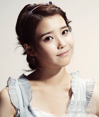 圆脸长发领带好看9韩式领带发型时尚显瘦
