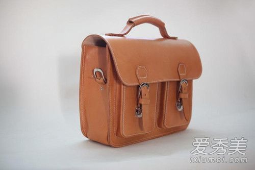 如何清洁发霉的皮包?如何防止皮包发霉?