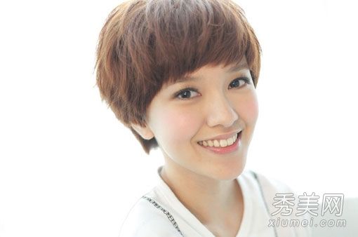 短发+国邦·蔡杰展示波波发型