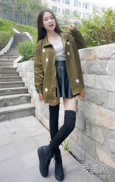 韩版短裙风衣外套，甜美又漂亮。