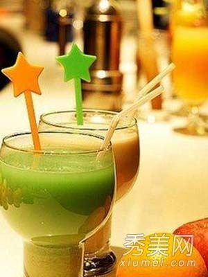 皮肤又干又黑的你吃什么？4种保健饮料的热推荐