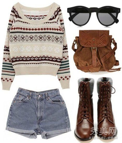 毛衣+短裤+马丁斯最适合秋季