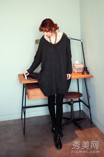 宽松的毛衣巧妙地隐藏肉，裙子和裤子都很瘦