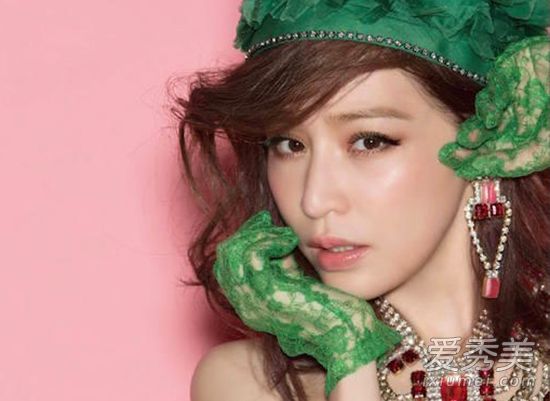 为什么娱乐圈里的“左脸控制”女明星的右脸不能给别人看?