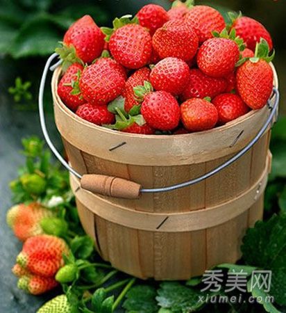 美容秘诀:女性必须吃10种美白水果