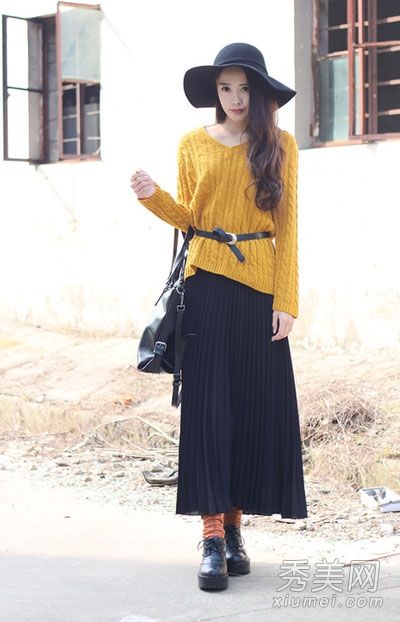 半长连衣裙高领毛衣成为艺术女神