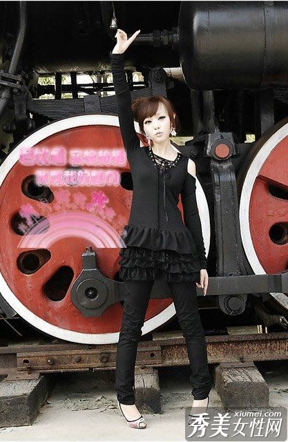 辣妹性感街头照片