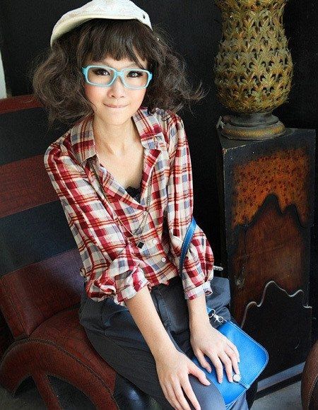 90后的MM个性洋溢着青春活力