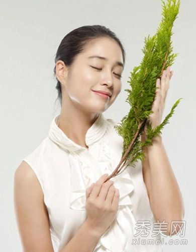 护肤禁忌:三种护肤品可能“毒害”皮肤