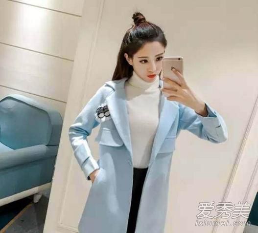 你外套里穿的是什么?九盘不会出错。请把它们收起来