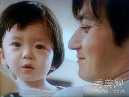 第二代娱乐明星证明明星父母是否做过整形手术