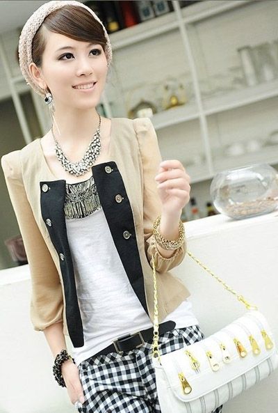 时尚小外套演绎季节的混合与搭配