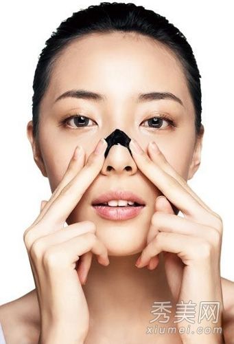 四大元凶组成黑头教你治愈“草莓鼻子”