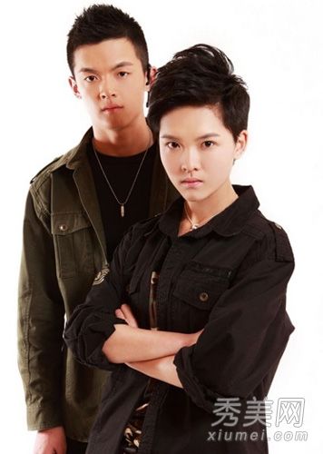 “麻辣女兵”汪洋的长发VS短发绝色妆容