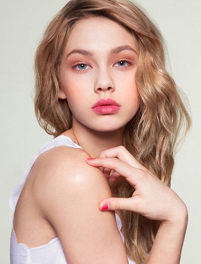 如果你化妆，你的眼睛会变小。它会教你10个大化妆师。