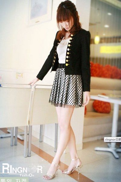 中性引发趋势军装风起