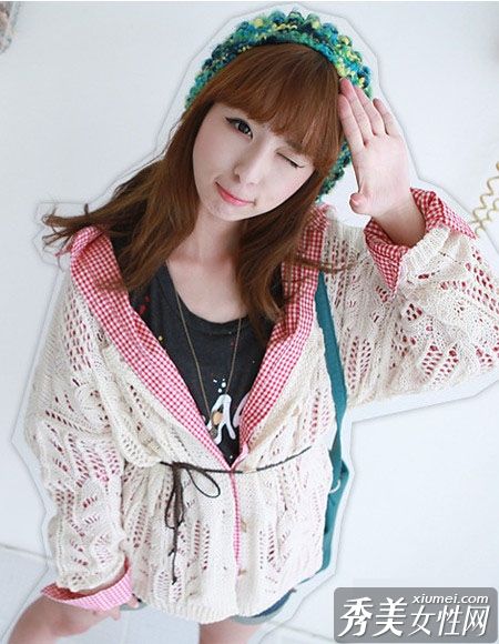 汪涵最迷人的秋装组合和搭配短外套+衬衫+热裤