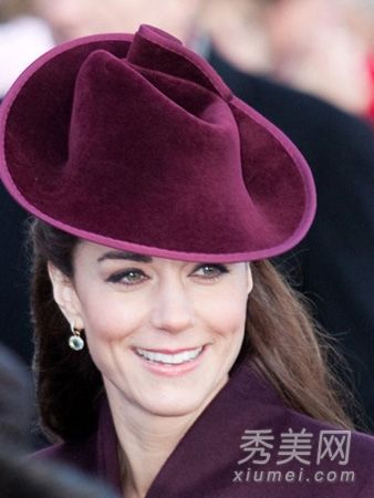 圣诞化妆推荐国内外女演员化妆选择