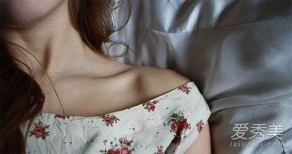展示你的锁骨视觉，每秒减3公斤！创造明亮的深锁骨的小秘密
