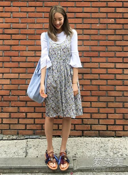 这是最好的着装方式！韩牛一定有经典的碎花