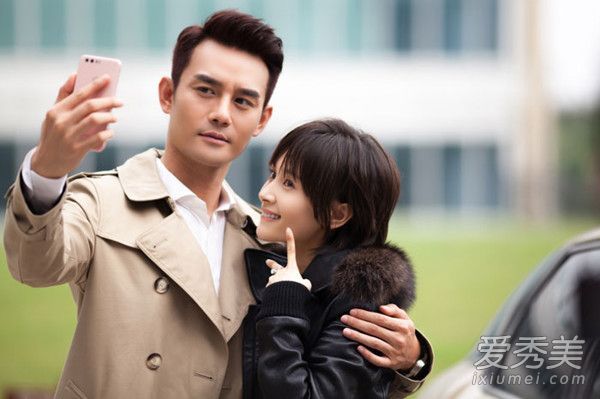 偷同样的钱！小雨的化妆品是什么