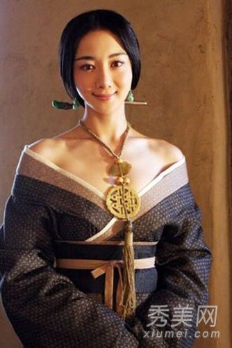 《楚汉传奇》中的李依晓小妾整容4次后变脸